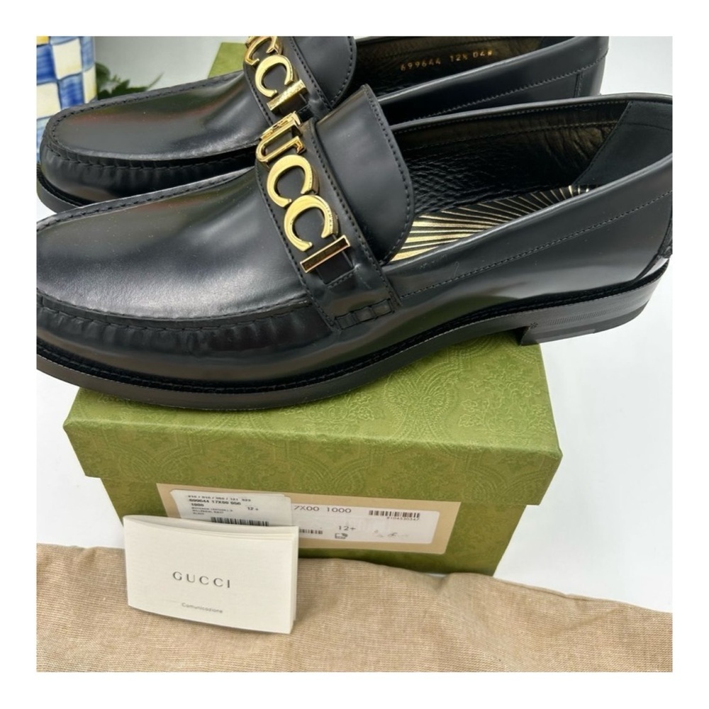 Gucci gold logo embellished leather loafers size 13 made in
Italy - Picture 3 of 6